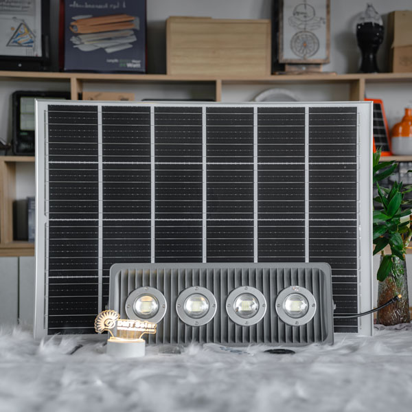 Đèn năng lượng mặt trời lắp nhà xưởng chống nổ 1200W